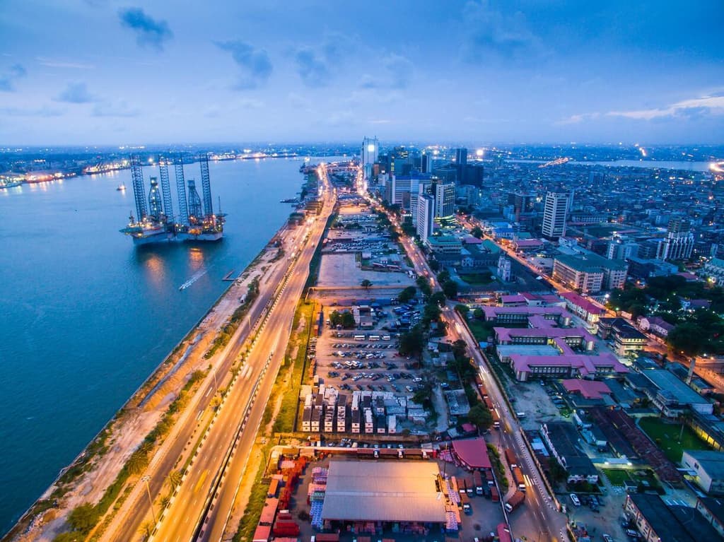 Highest temperature in Lagos on April 14? card icon