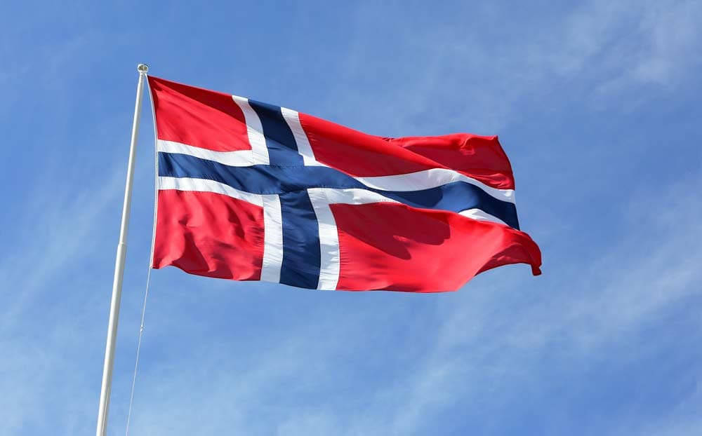 How many seats will the red bloc win in Norwegian Election?