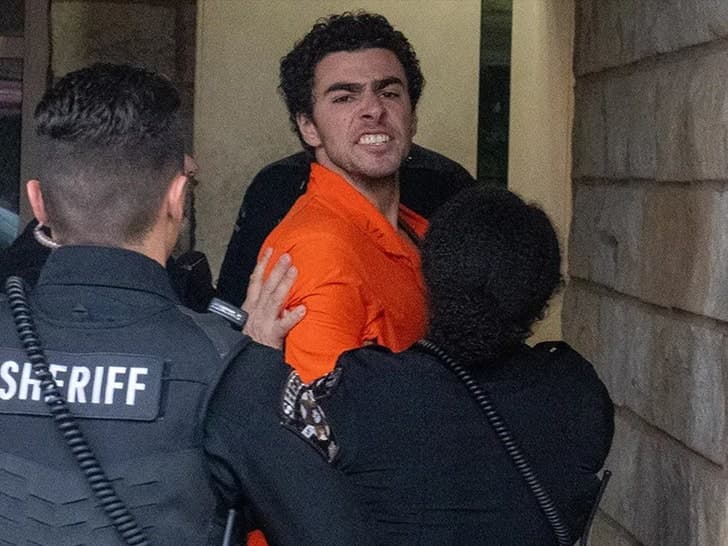 When will Luigi Mangione be extradited to New York?