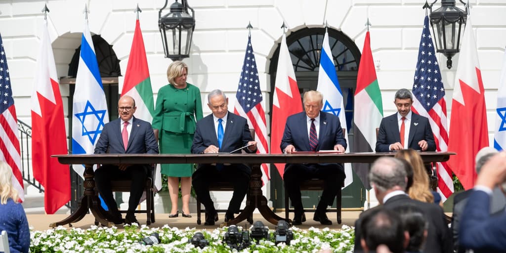 Um novo país irá aderir aos Acordos de Abraão até 31 de março?