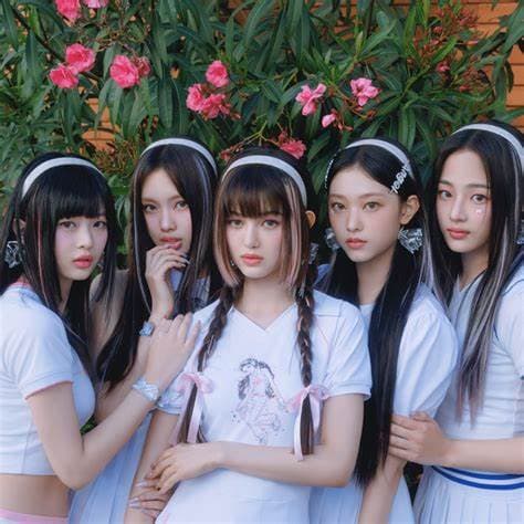 Will NewJeans perform again by March 31?